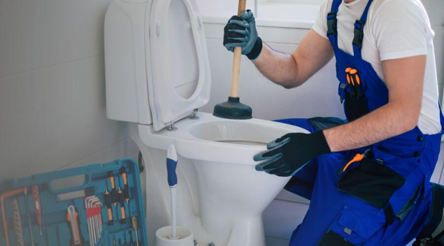 Local sewer line repair in Roberts, WI